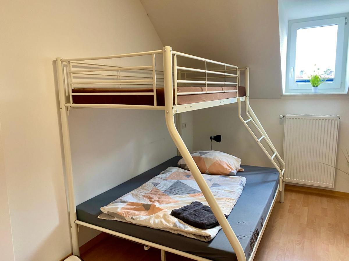 Apartments Lissy I Und II Neunkirchen  Exteriör bild